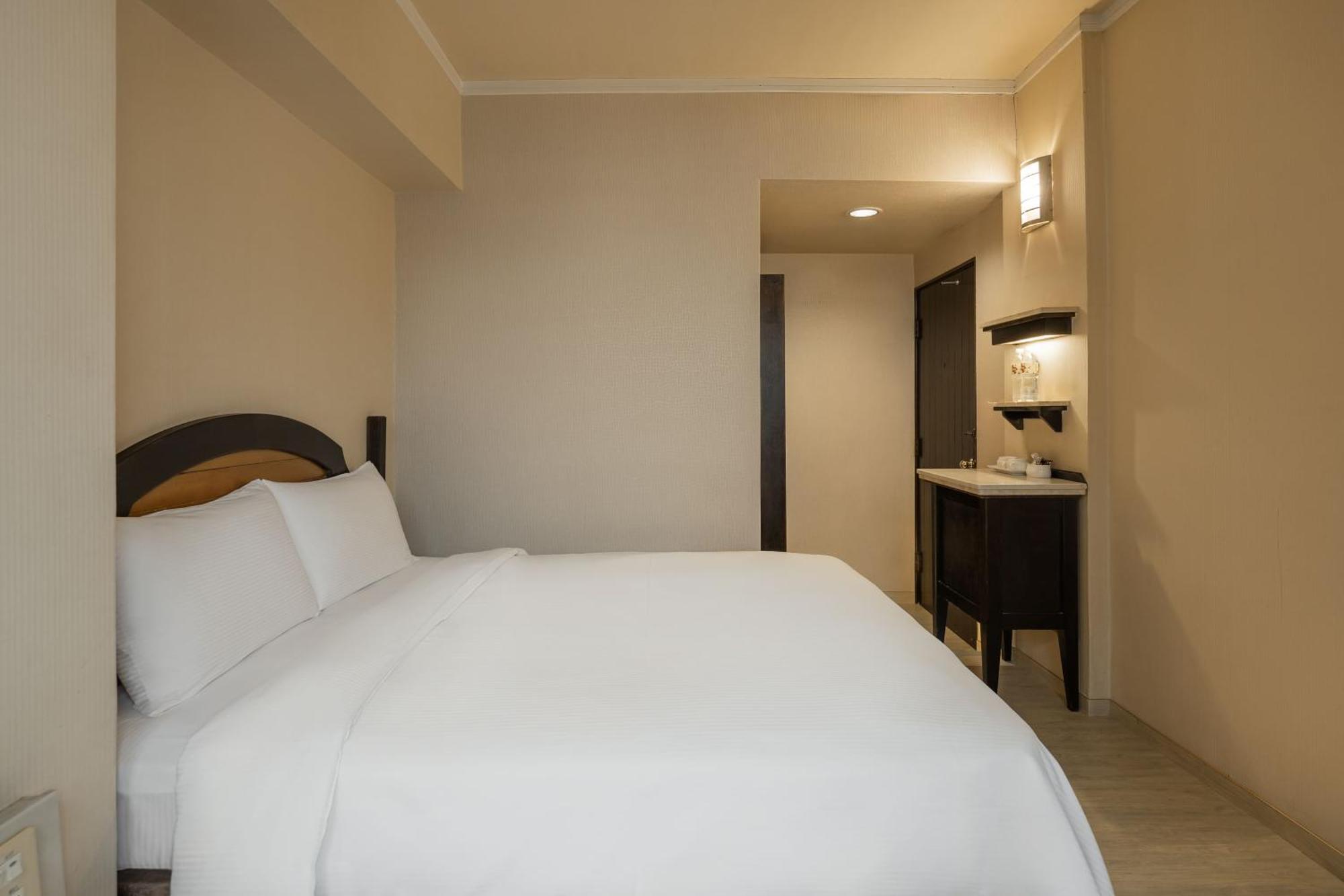 Kindness Hotel Weiwuying Kaohsiung Oda fotoğraf