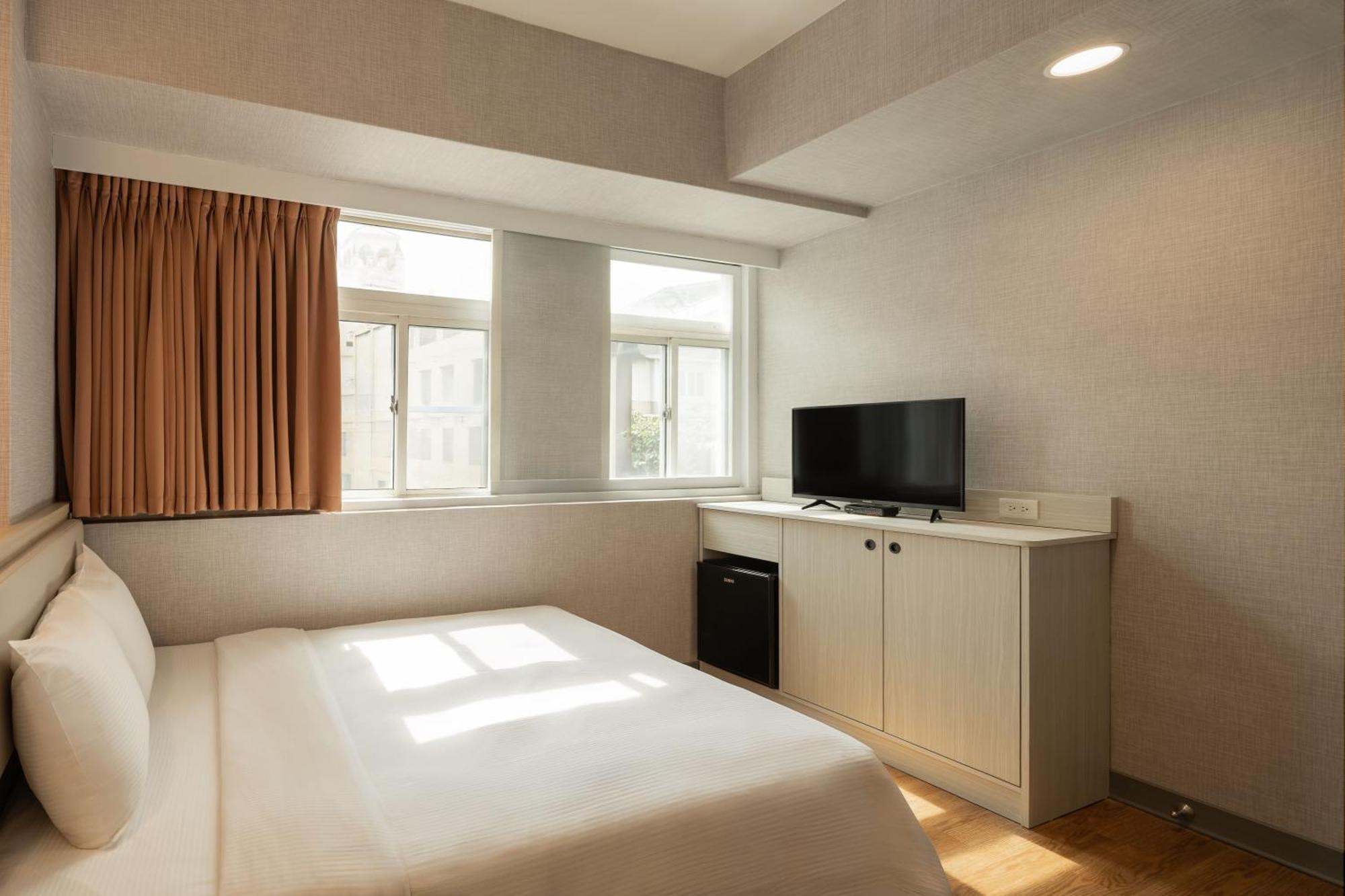 Kindness Hotel Weiwuying Kaohsiung Dış mekan fotoğraf