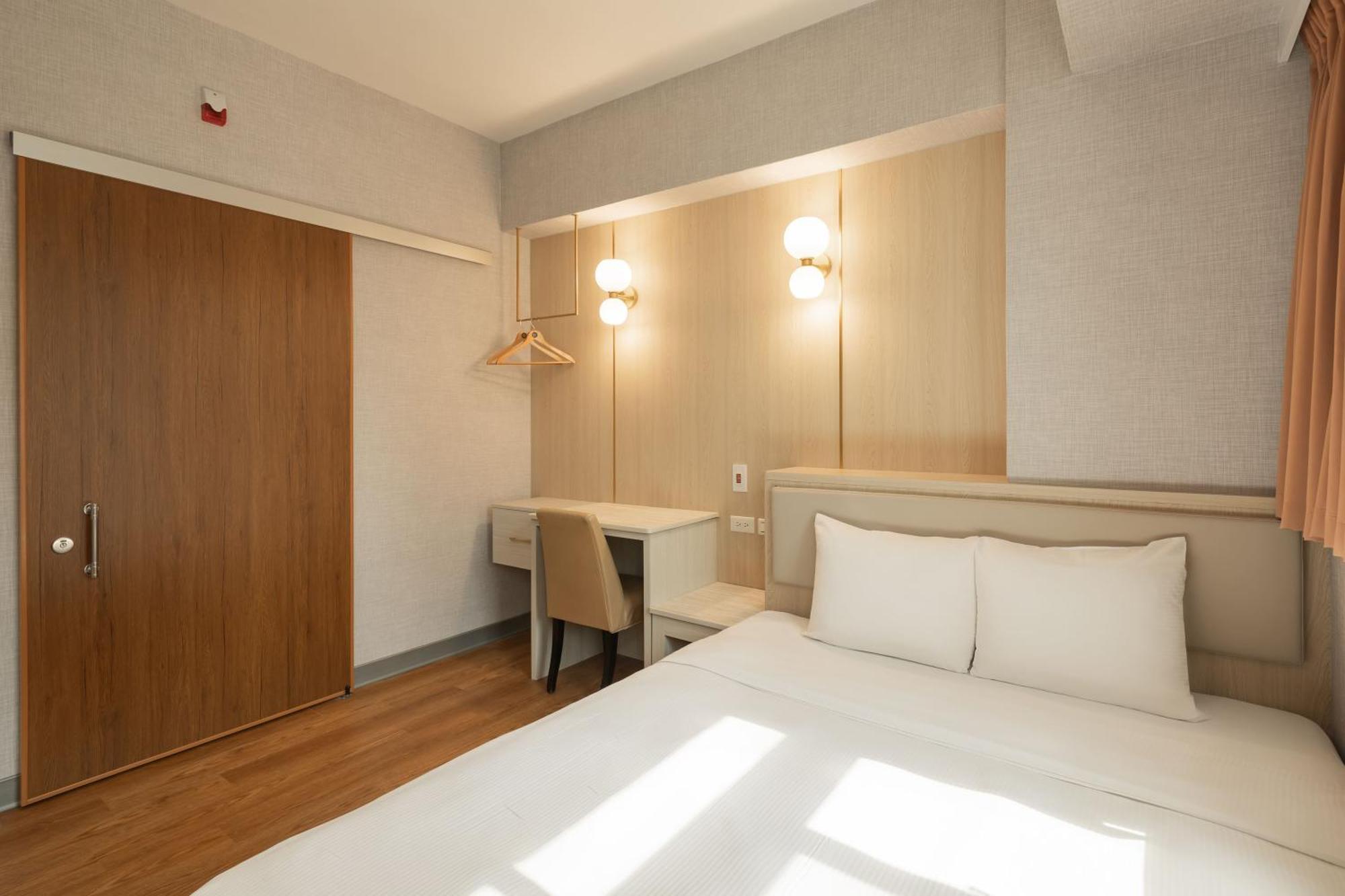 Kindness Hotel Weiwuying Kaohsiung Dış mekan fotoğraf