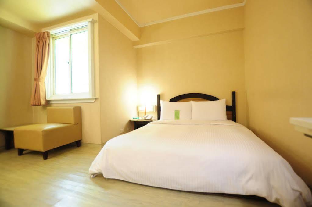 Kindness Hotel Weiwuying Kaohsiung Dış mekan fotoğraf